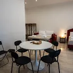 Affittacamere Foria 242 Napoli