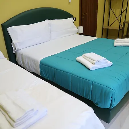 Foria 242 Pensjonat Neapol