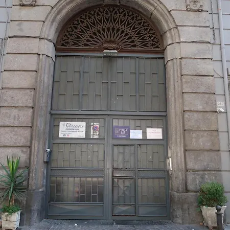 Konukevi Foria 242 Napoli