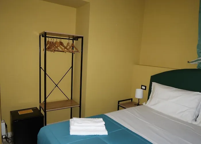 Konukevi Foria 242 4*